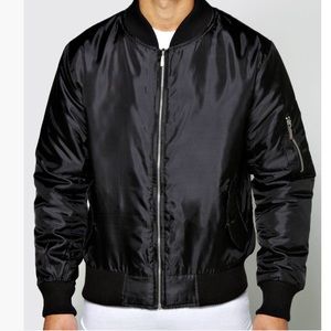Men’s black bomber jacket